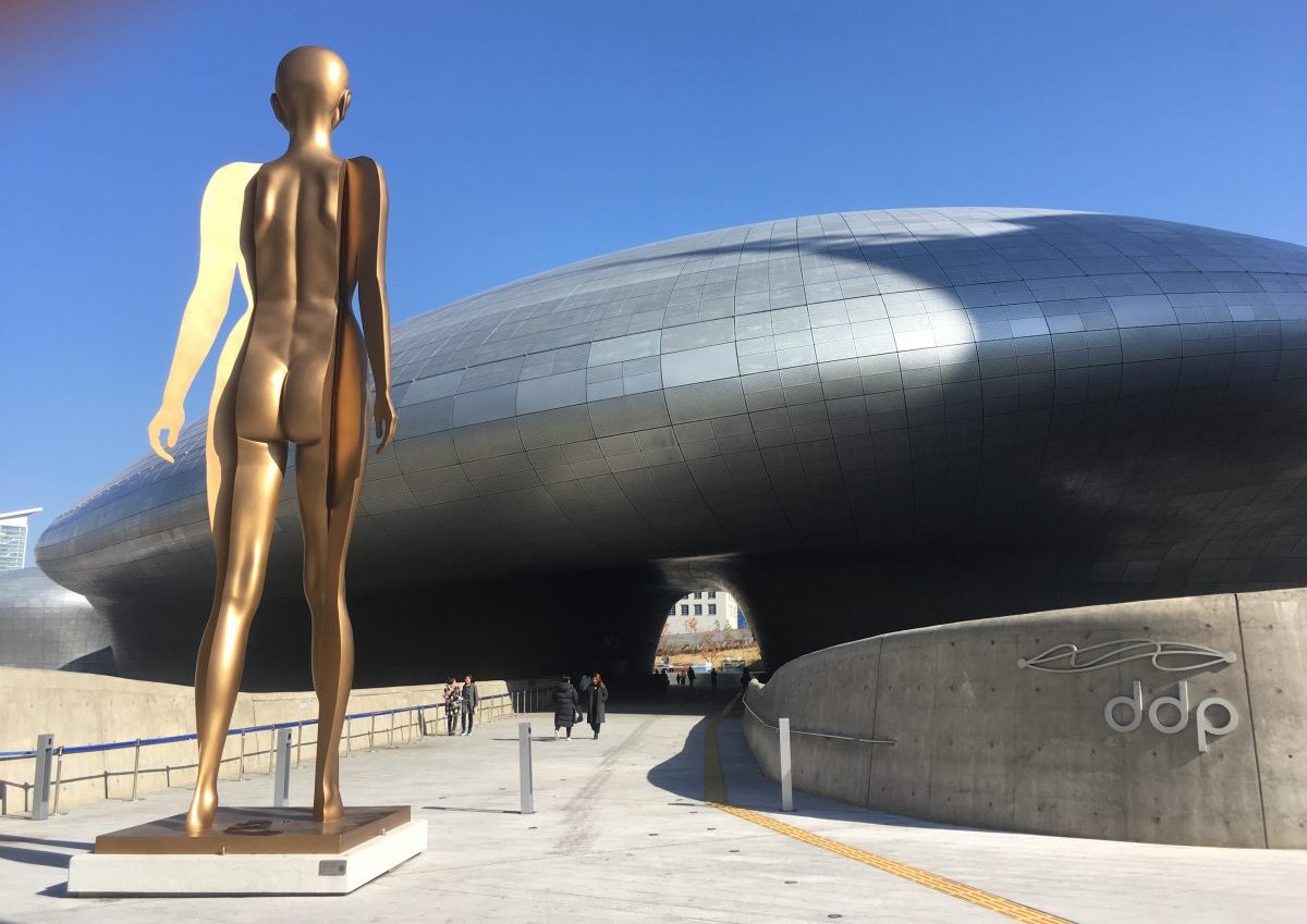 Spaceship in Dongdaemun