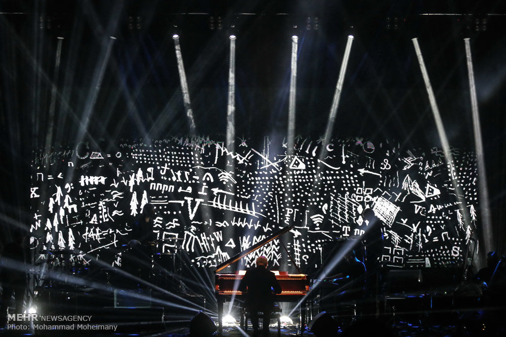 Ludovico Einaudi live in Teheran